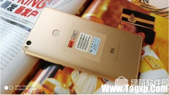 小米max2和oppo r11哪個好 oppo r11和小米max2對比評測