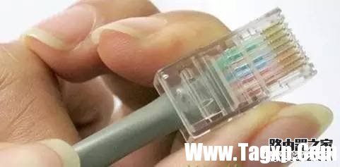 手機如何設(shè)置無線路由器