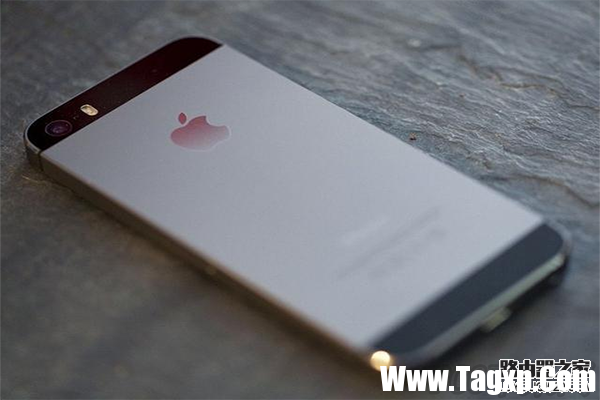 iPhone6c配置怎么樣?傳iPhone6c將增大電池容量外觀與5s相同