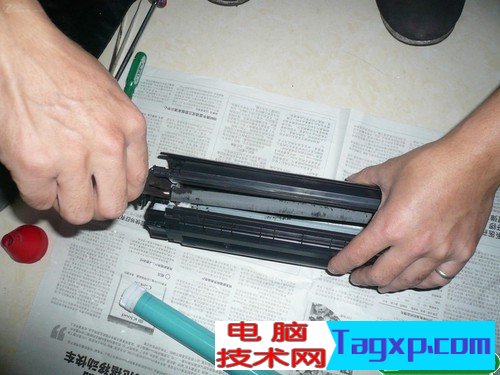 12a硒鼓加粉圖解