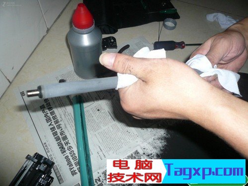12a硒鼓加粉圖解