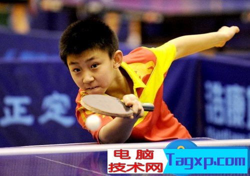 乒乓球橫拍主要?jiǎng)幼骷夹g(shù)匯總 乒乓球的揮拍技巧