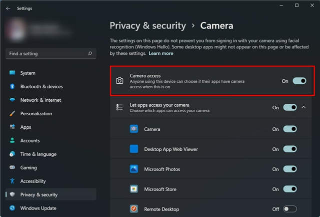如何在 Windows 11 中更改相機設置?