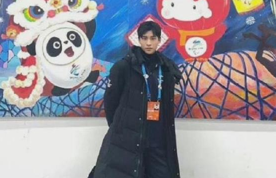 冰墩墩扮演者是誰_冰墩墩扮演者是哪里人_冰墩墩扮演者介紹