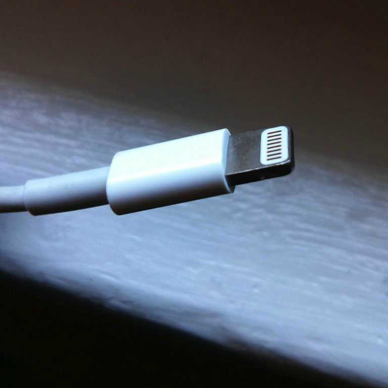 歐盟確立 USB Type-C 端口作為便攜式設(shè)備的新標(biāo)準(zhǔn)