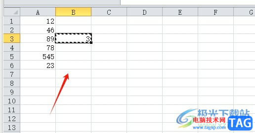 excel讓一列數(shù)字都乘以3的教程