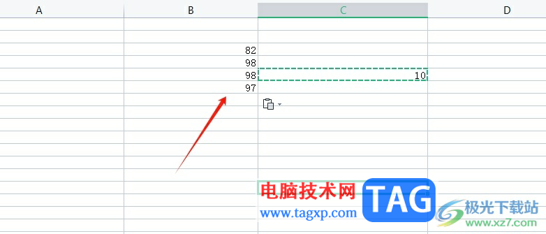 wps讓全部單元格統(tǒng)一加上一個數(shù)的教程