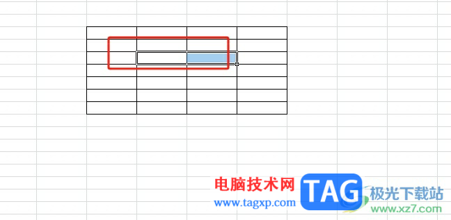 excel取消兩個(gè)格子中間的邊框教程
