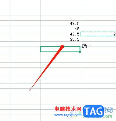 wps表格讓一組數(shù)據(jù)除以一個數(shù)的教程
